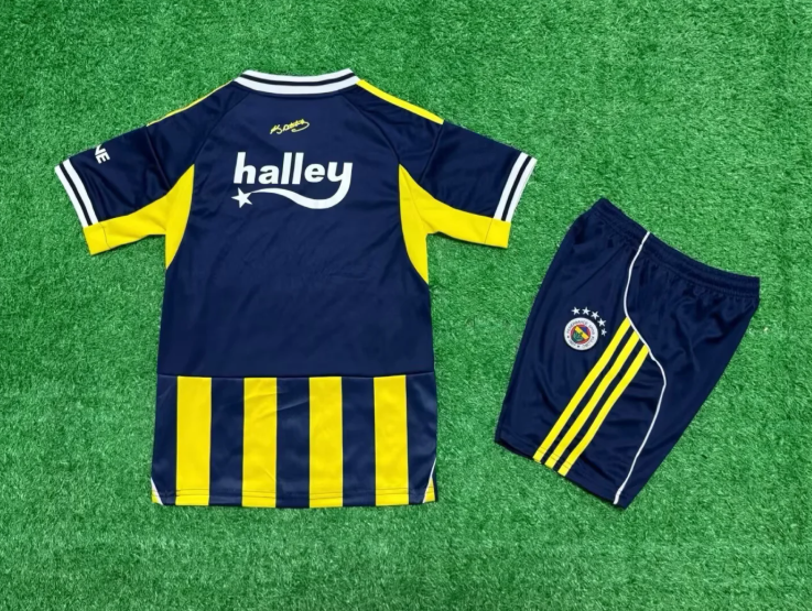 Home 25/26 Kids Kit