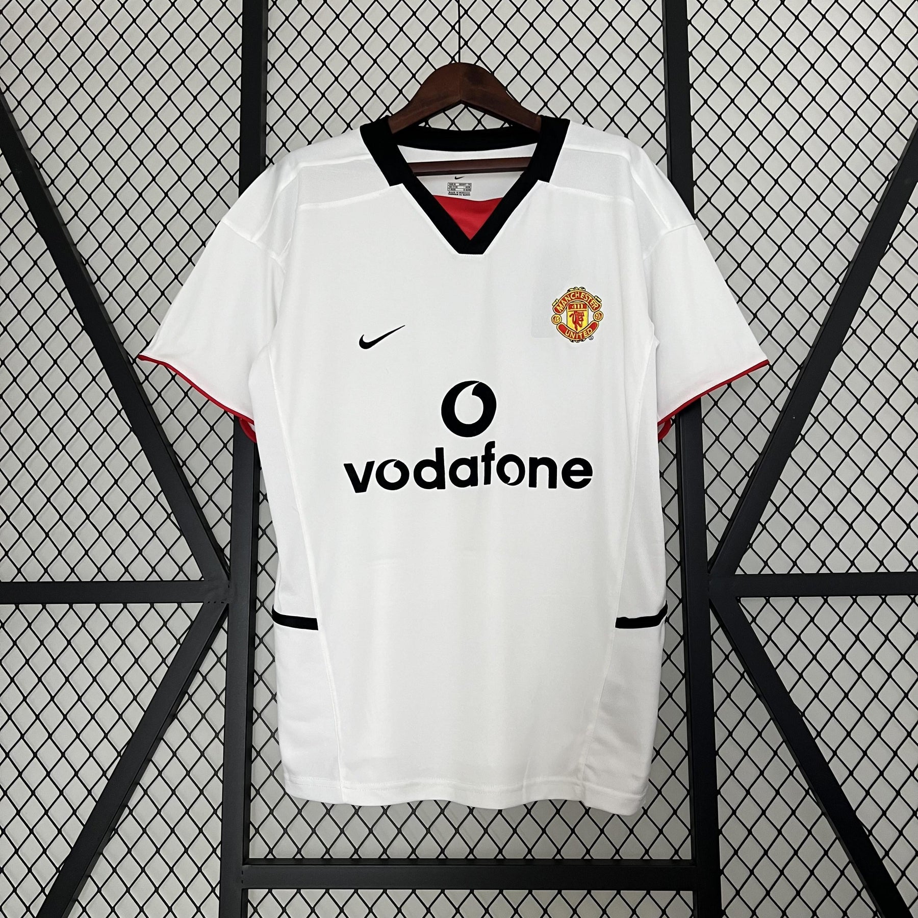 Manchester United Retro white 2002/03