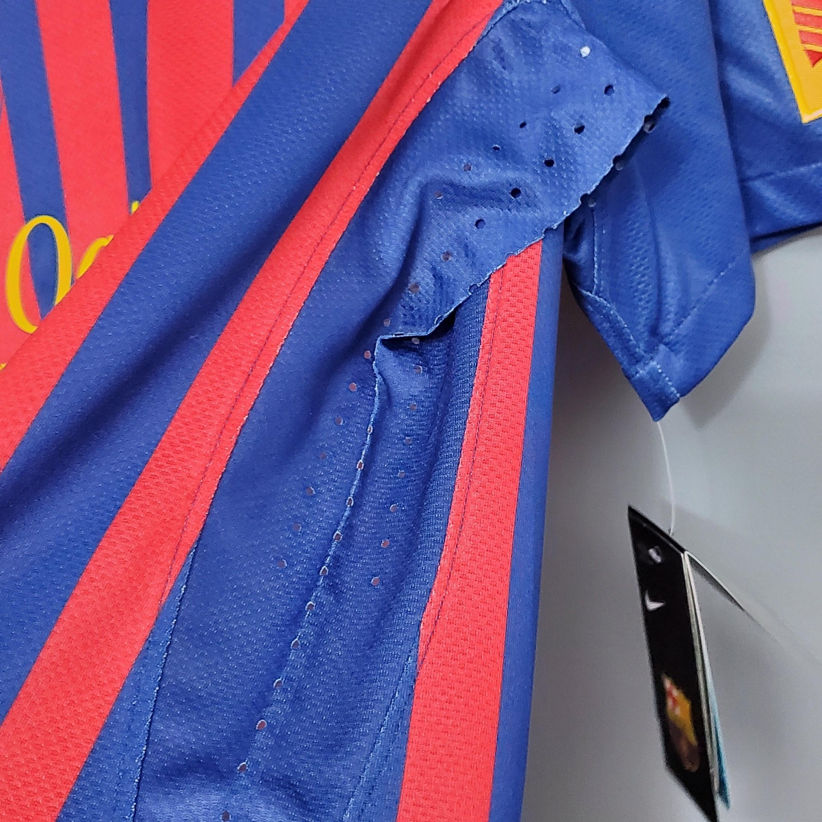 Retro Home 11/12 Men's Jersey