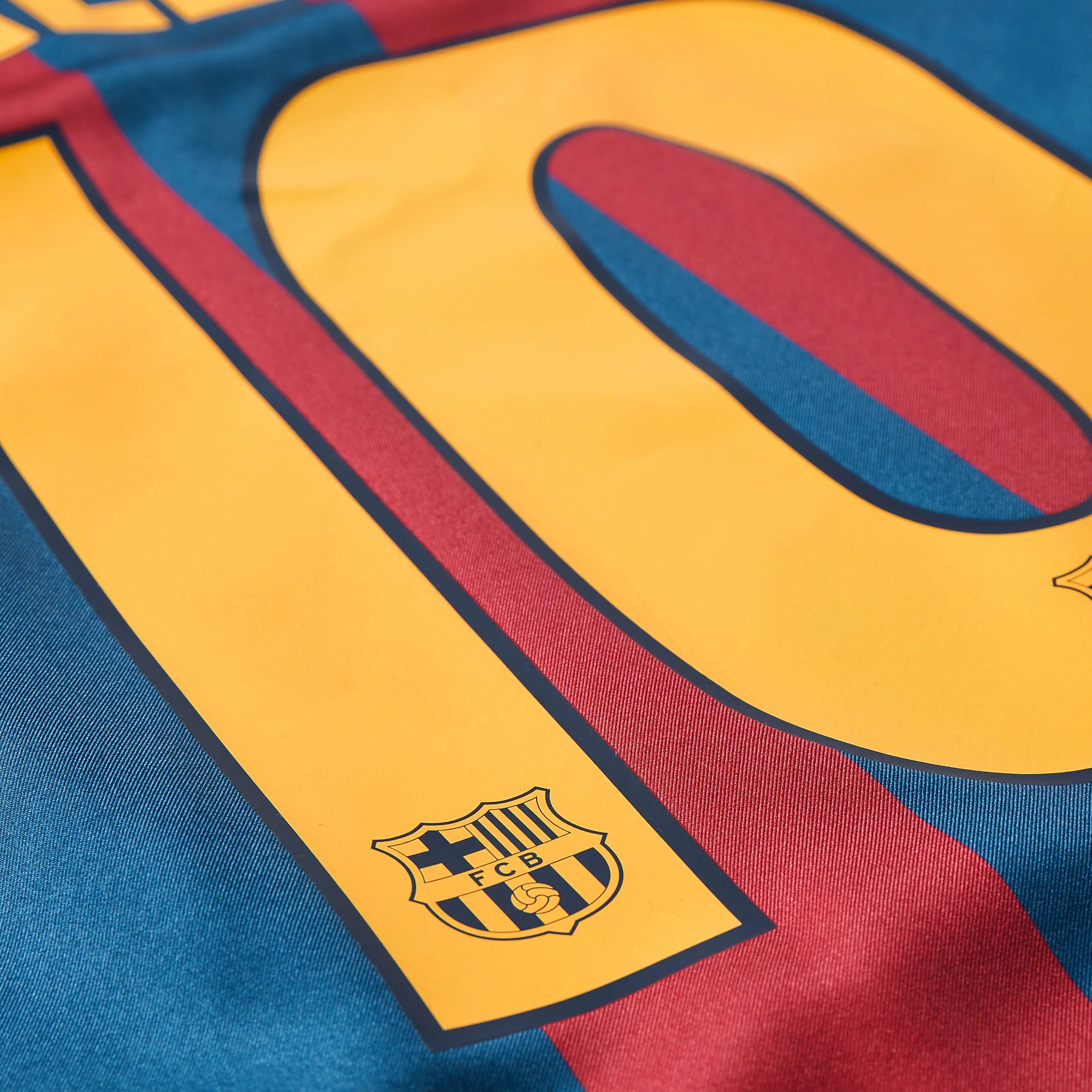 Ronaldinho FC Barcelona 2005/06 Reissue Long Sleeve Jersey