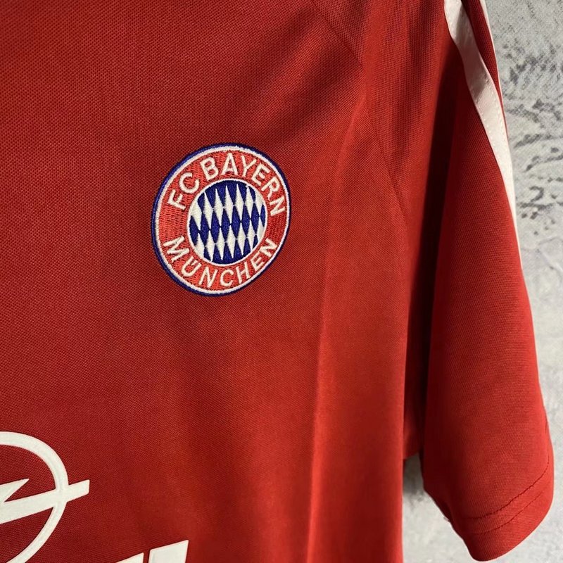 Bayern Munich Retro Jersey 2001