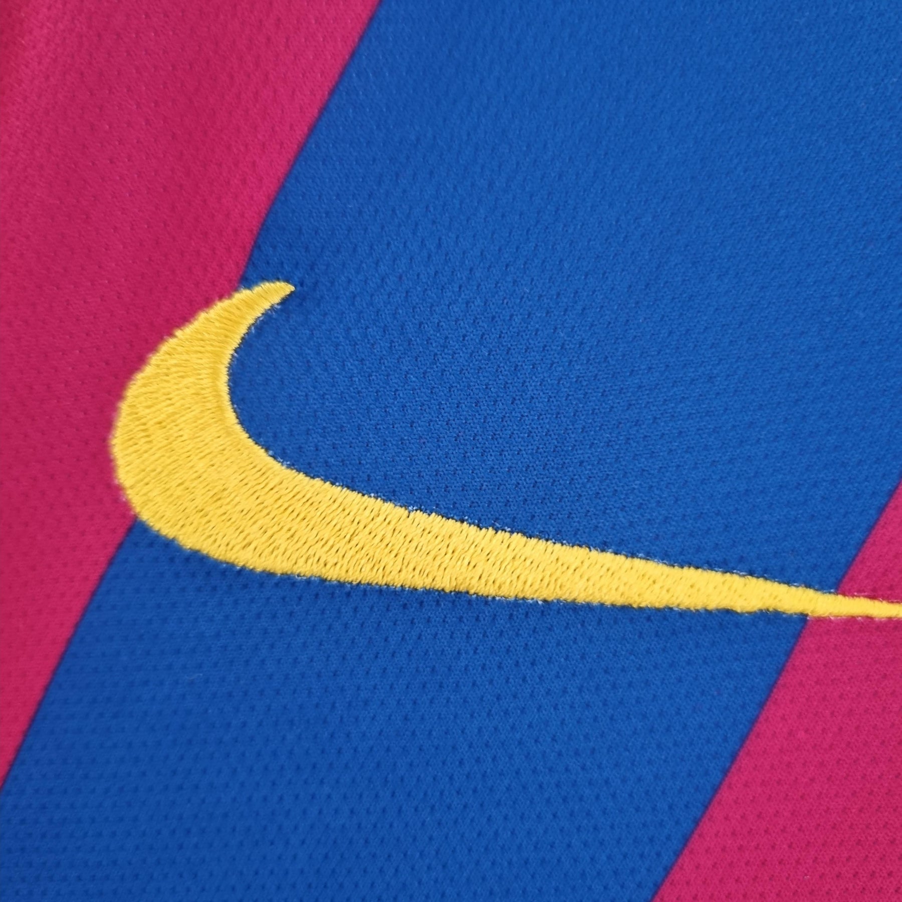 Barcelona Retro Home Jersey 2005/2006 - Long Sleeve