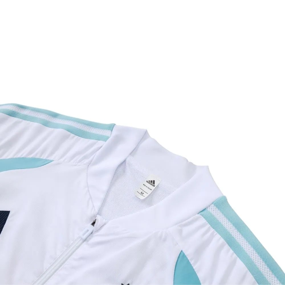 Tracksuit 26