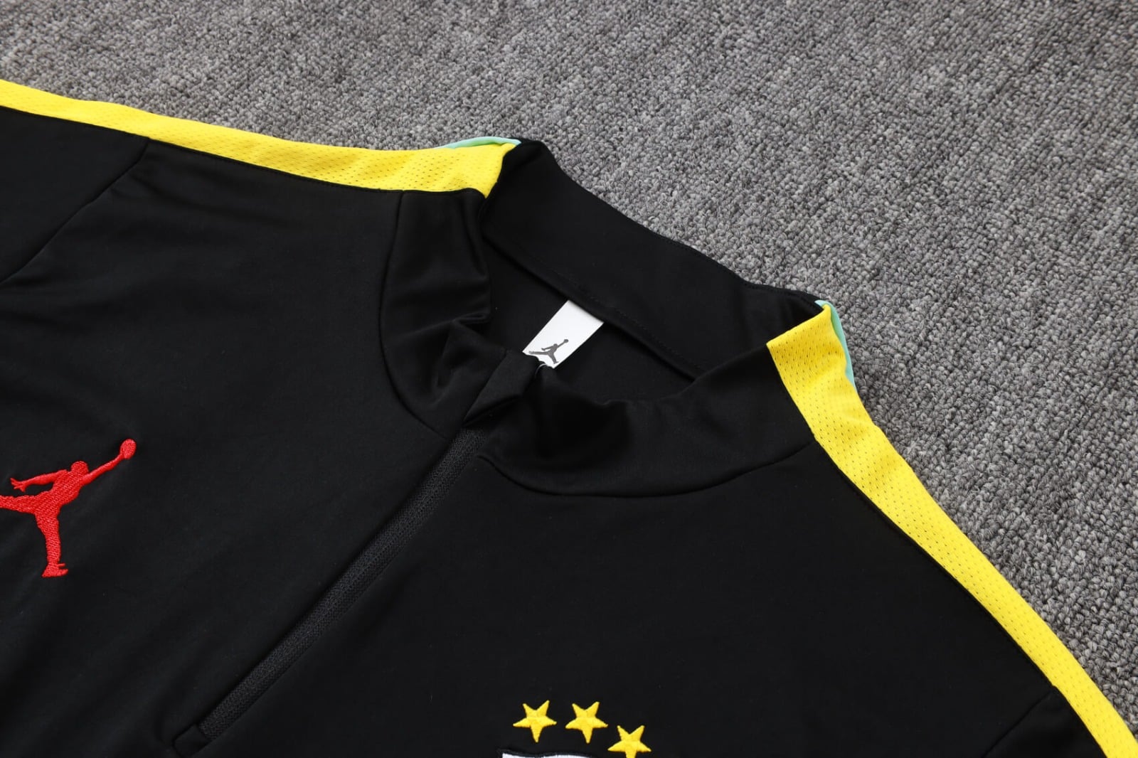 Tracksuit 26