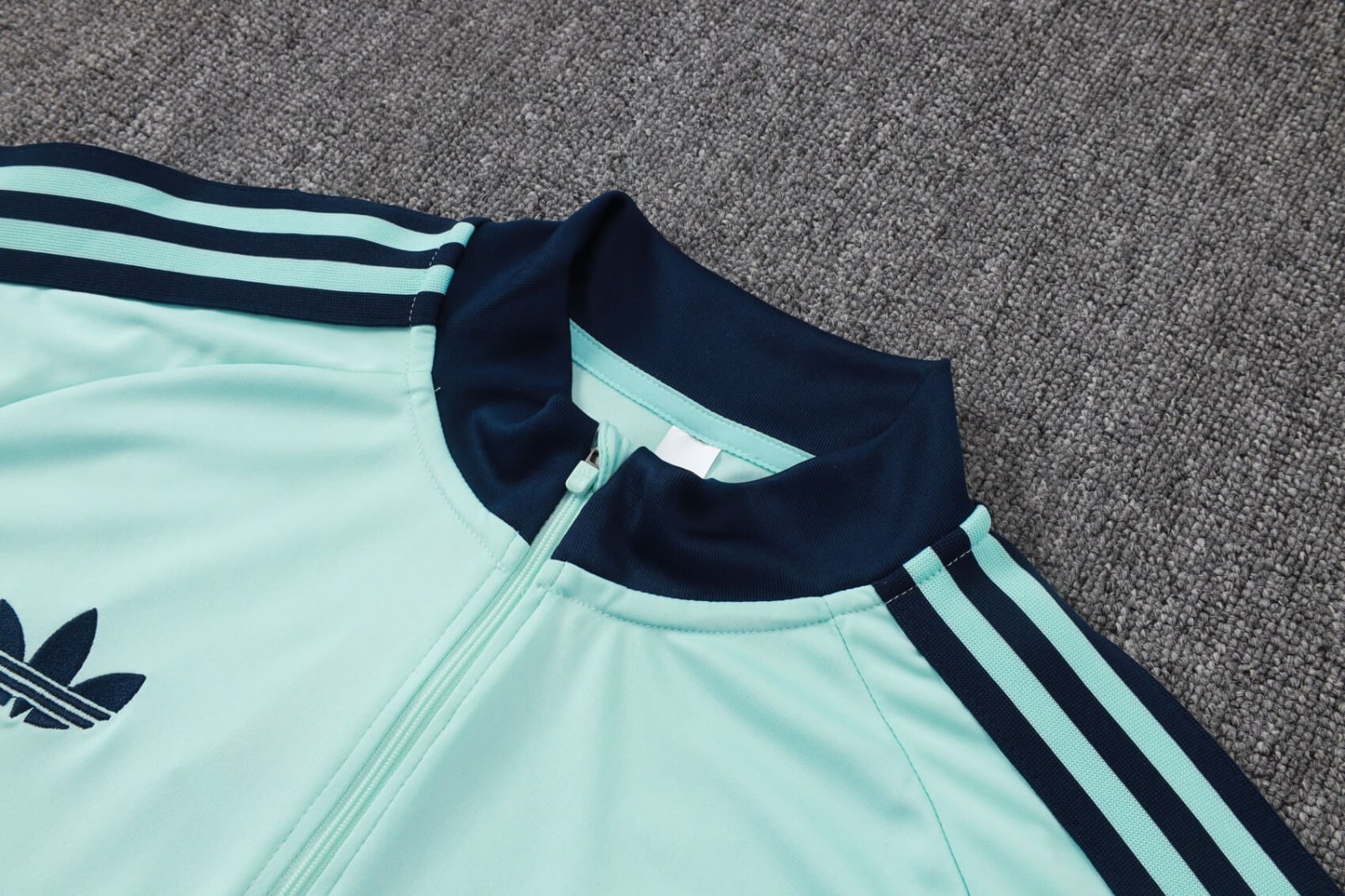Tracksuit 26