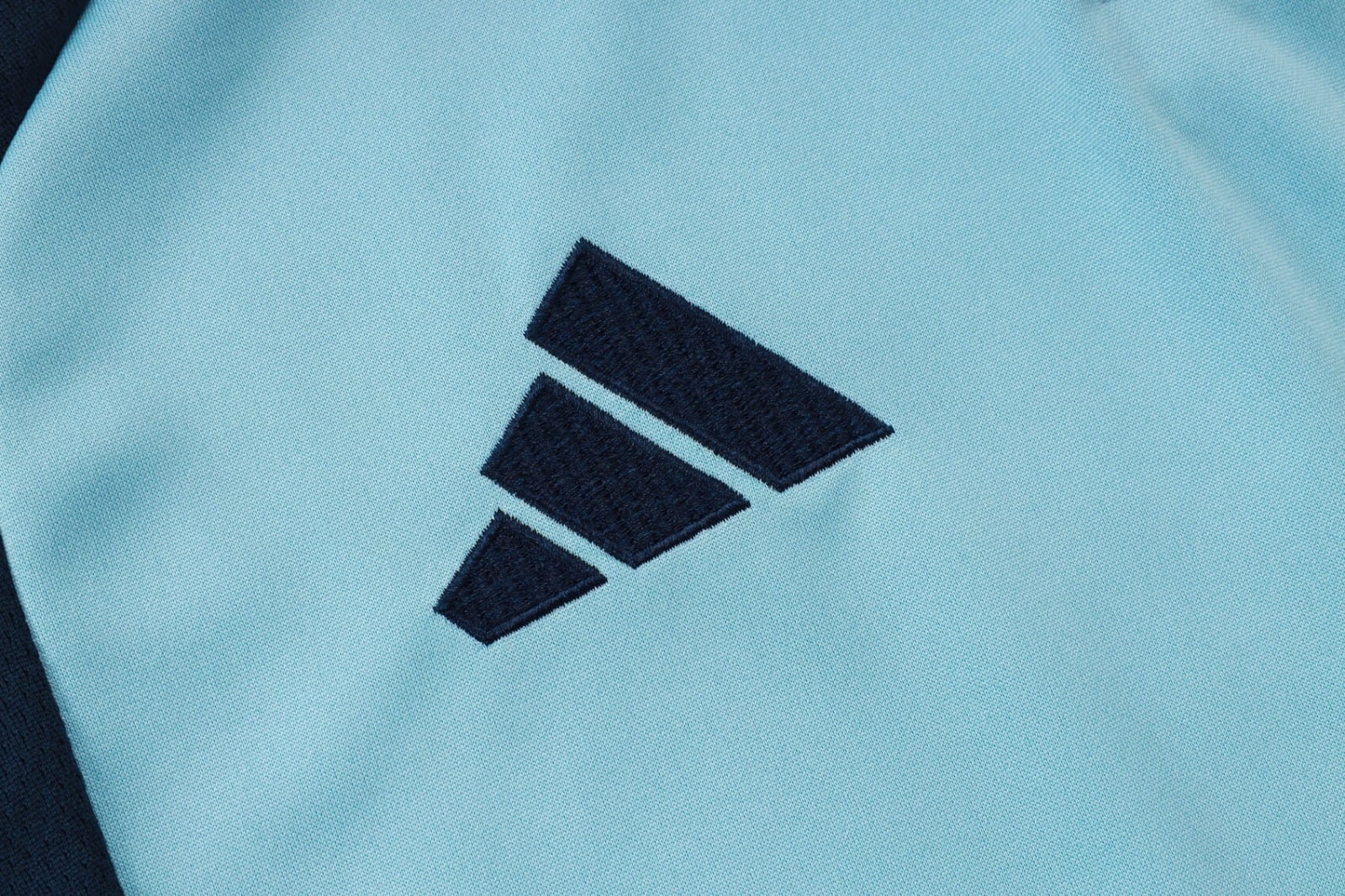 Tracksuit 26
