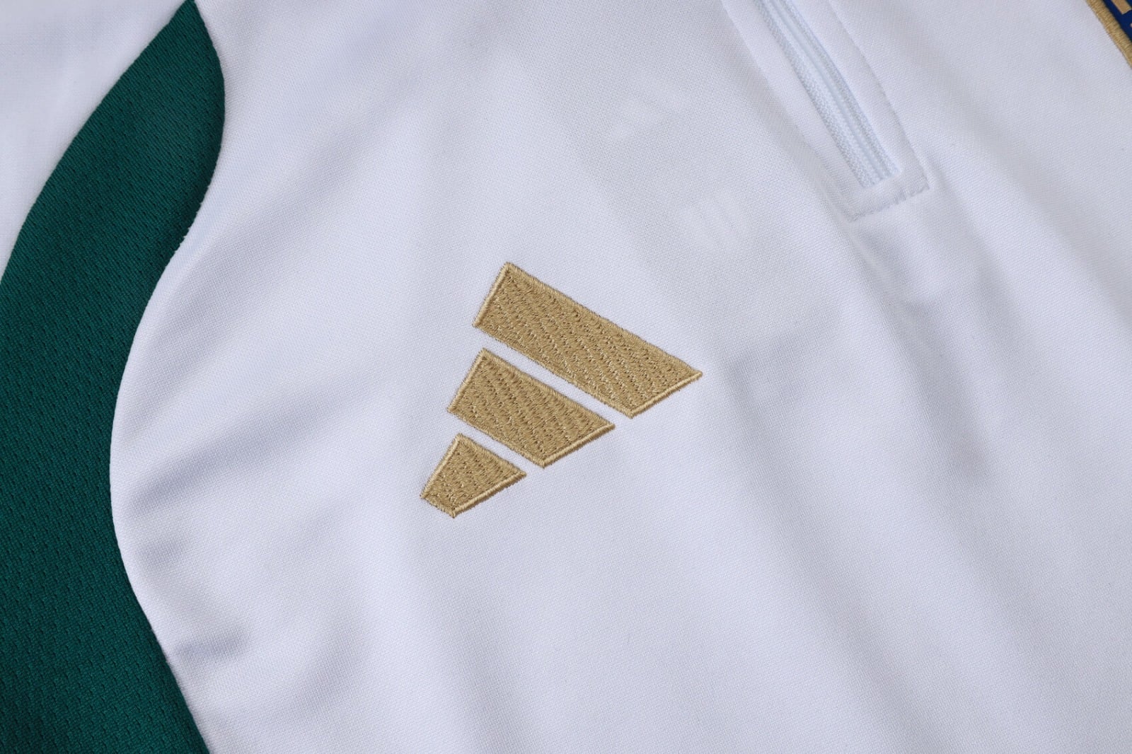 Tracksuit 26