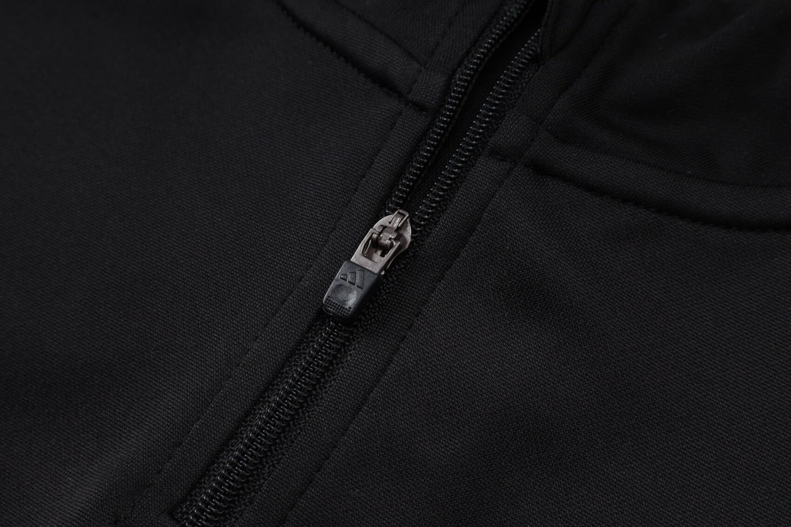 Tracksuit 26