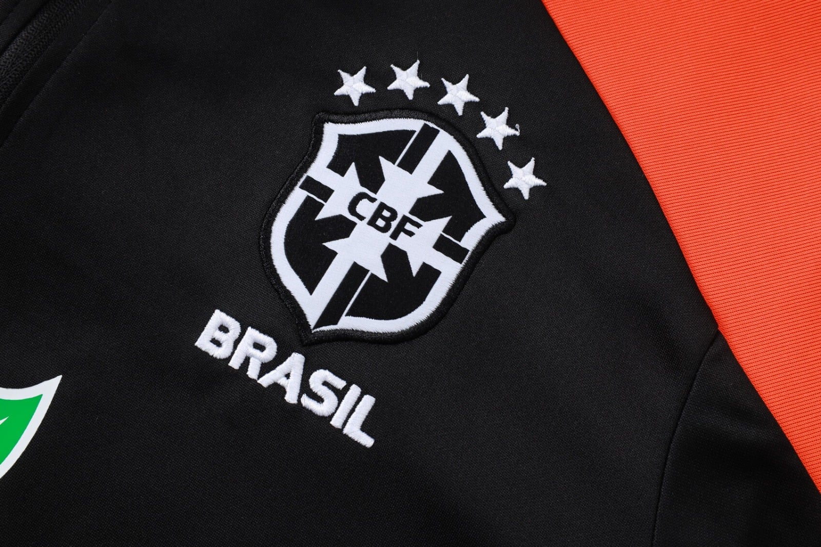 Tracksuit 25