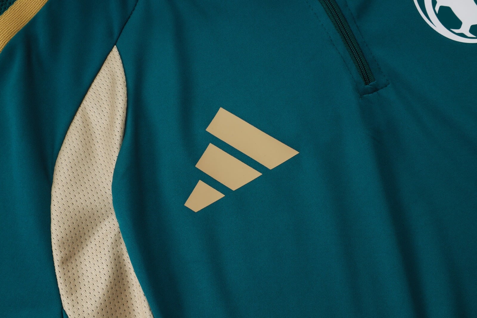 Tracksuit 26