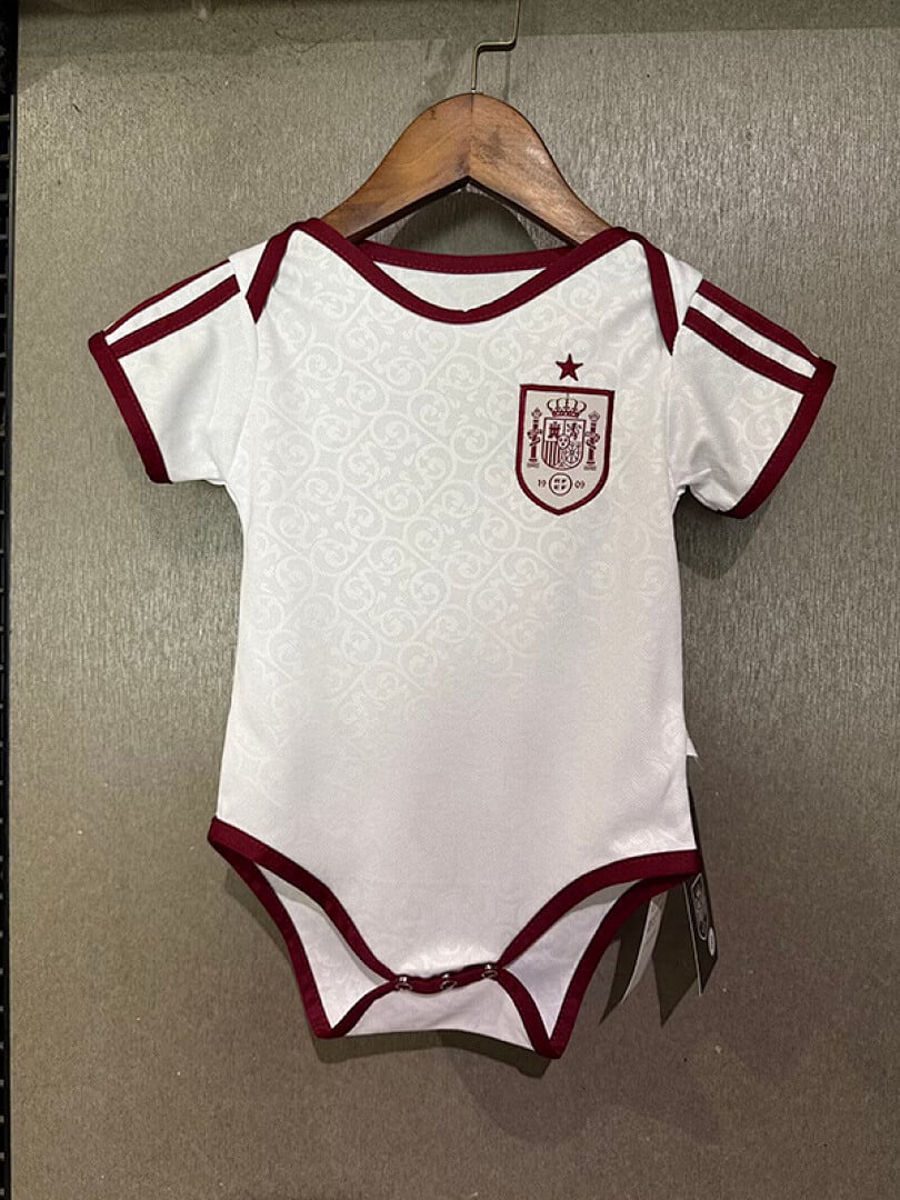 Away 26/27 Baby Kit