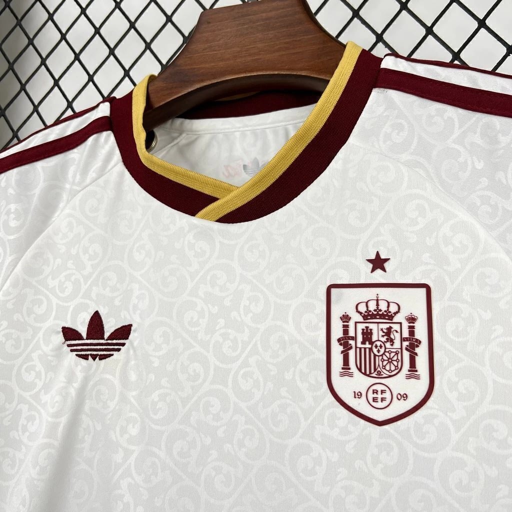 Away 26/27 Kids Kit