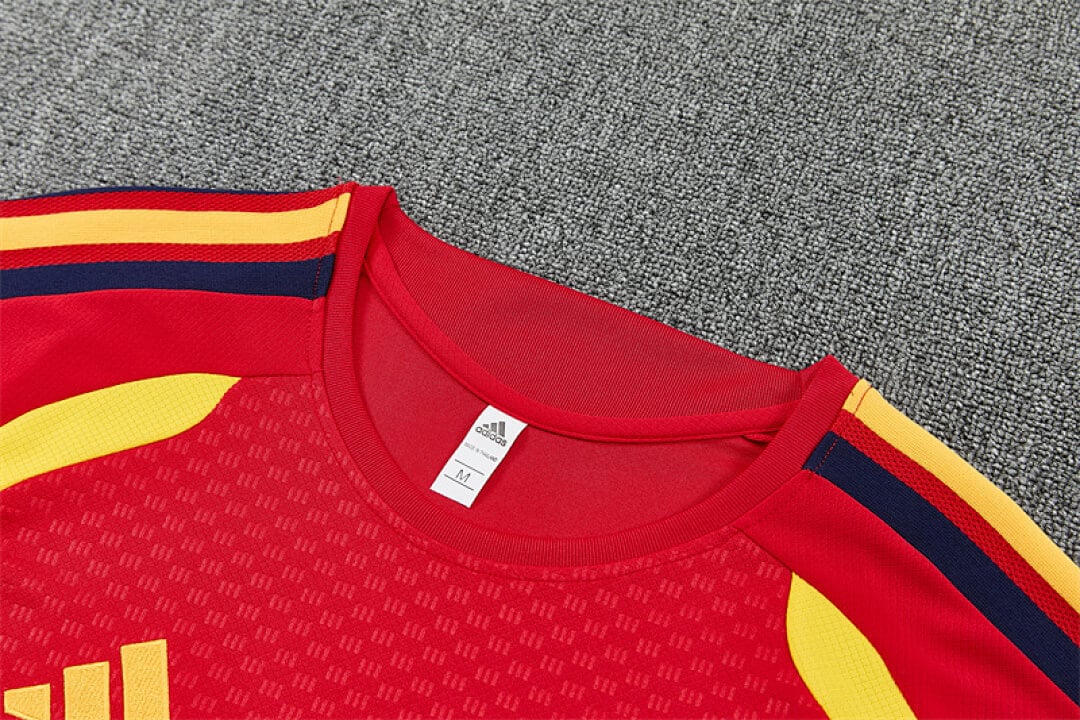 Spain 2026/27 Training Jersey and Shorts Set