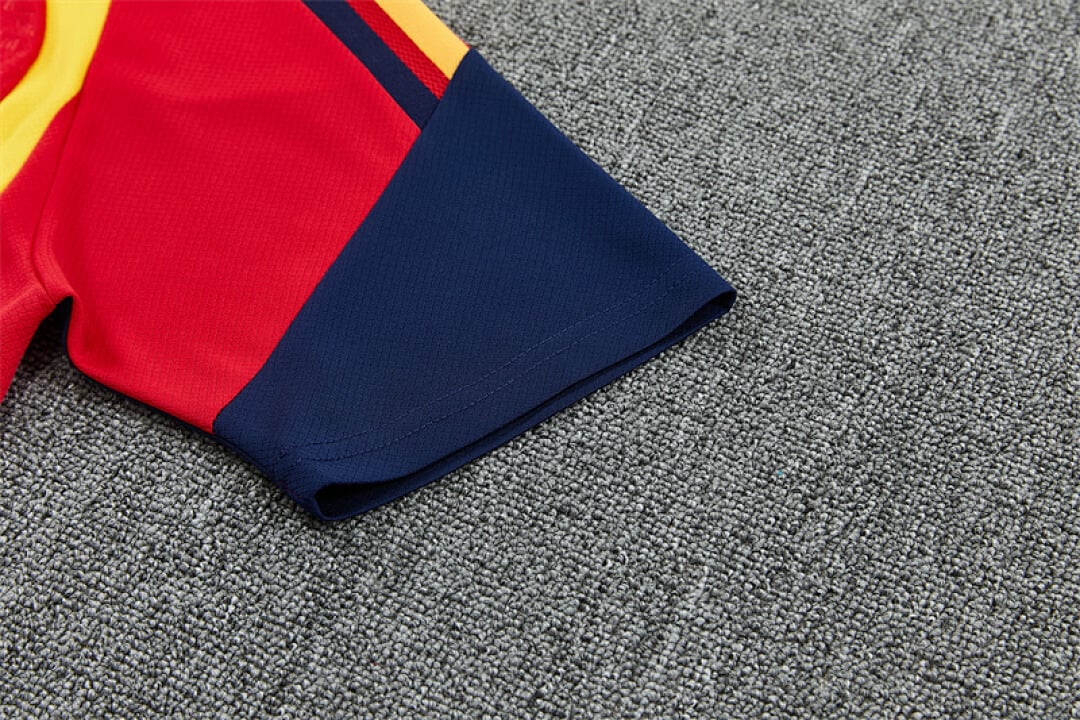 Spain 2026/27 Training Jersey and Shorts Set