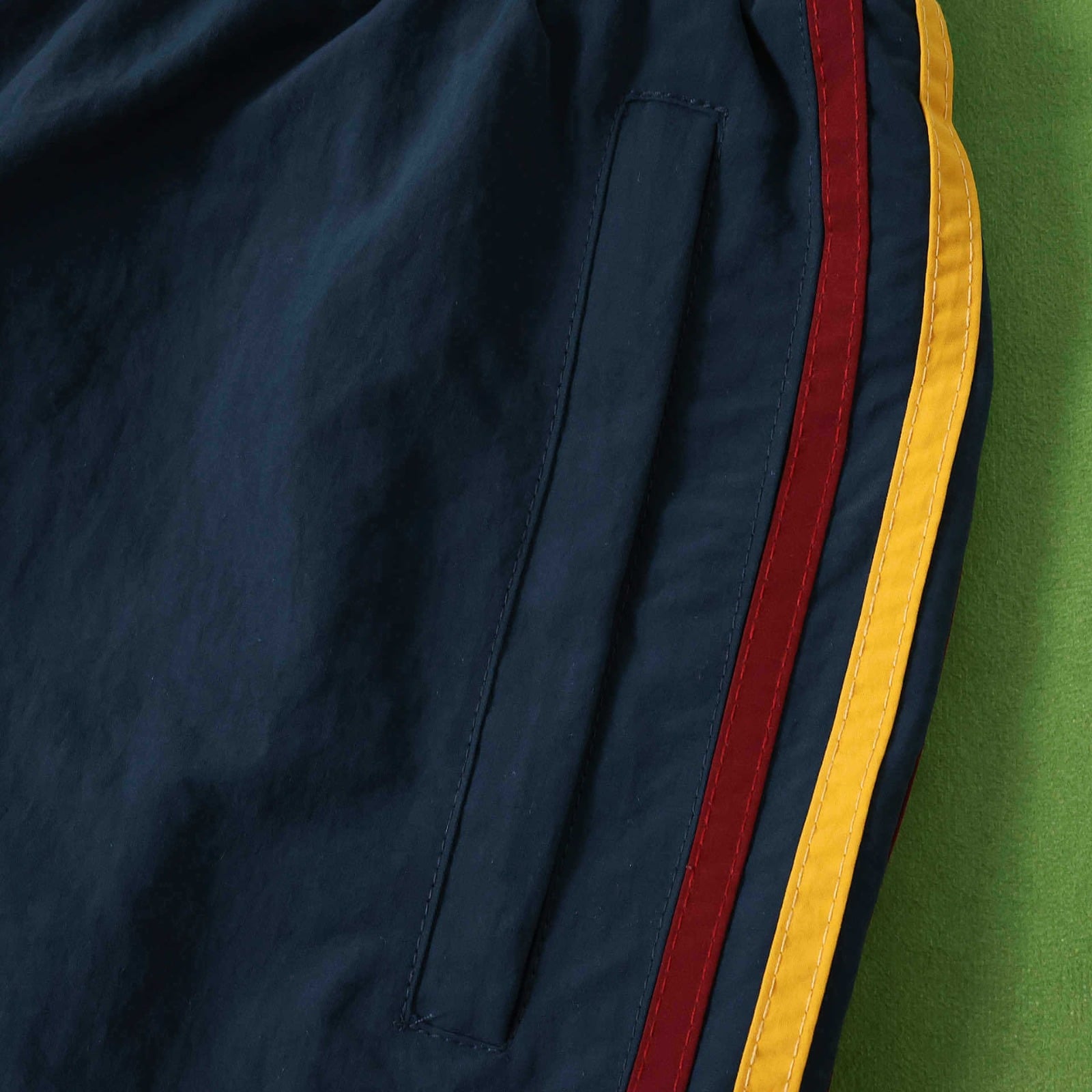 Windbreaker 26/27
