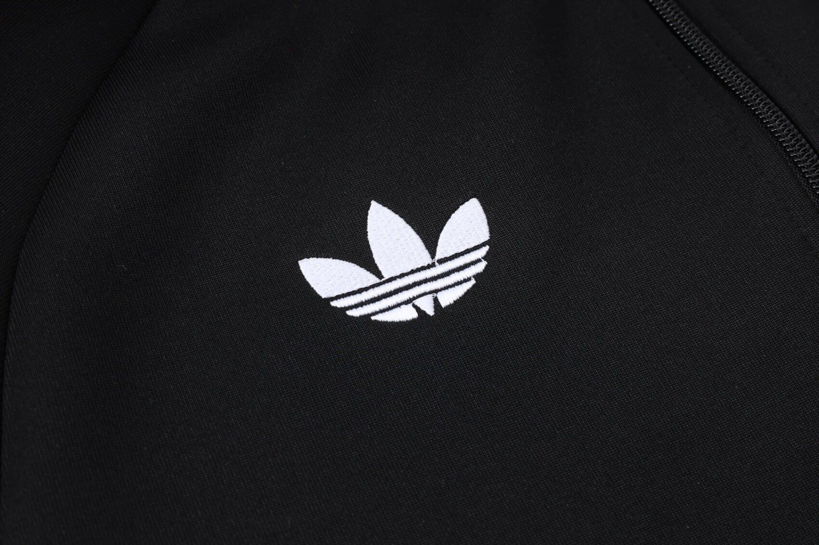 Manchester United 2026/27 Full-Zip Tracksuit