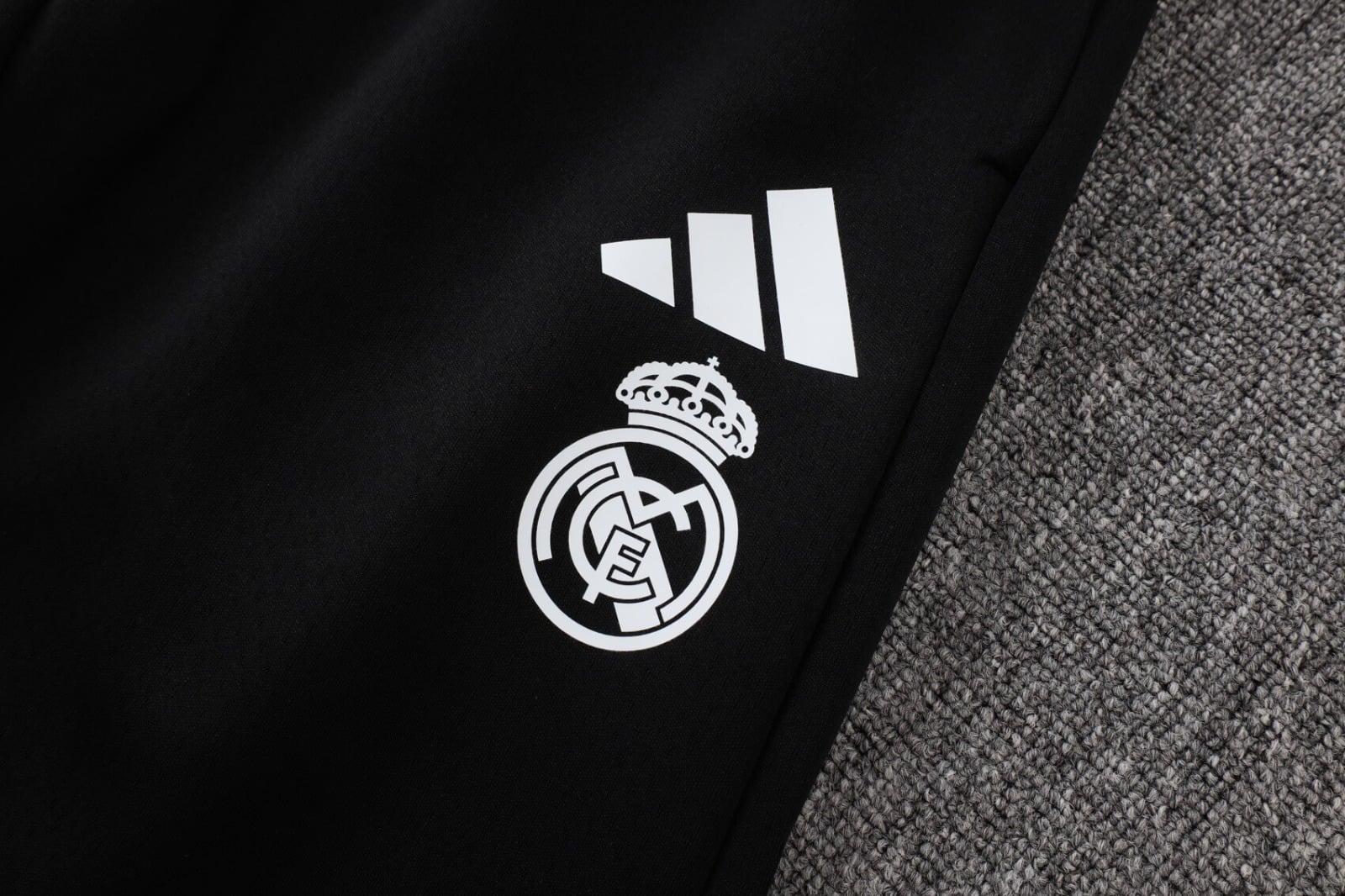 Real Madrid 2026/27 Hoodie TrackSuit III