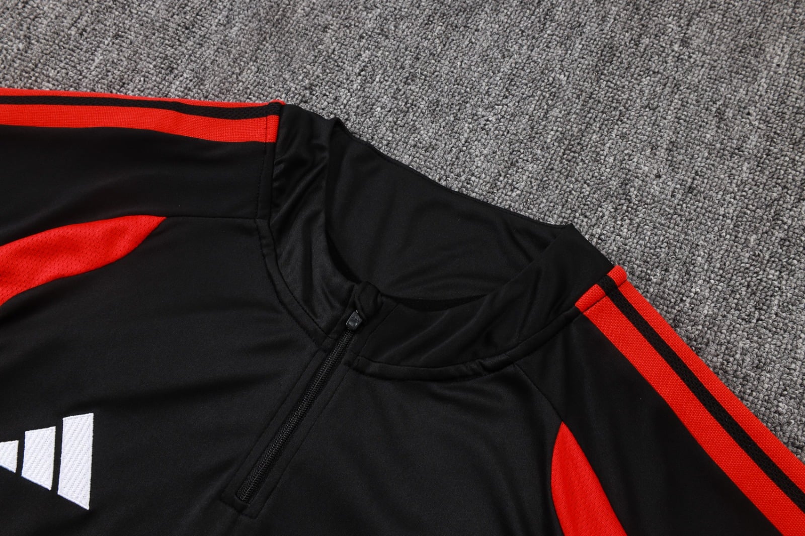 Manchester United 2026/27 Half-Zip TrackSuit