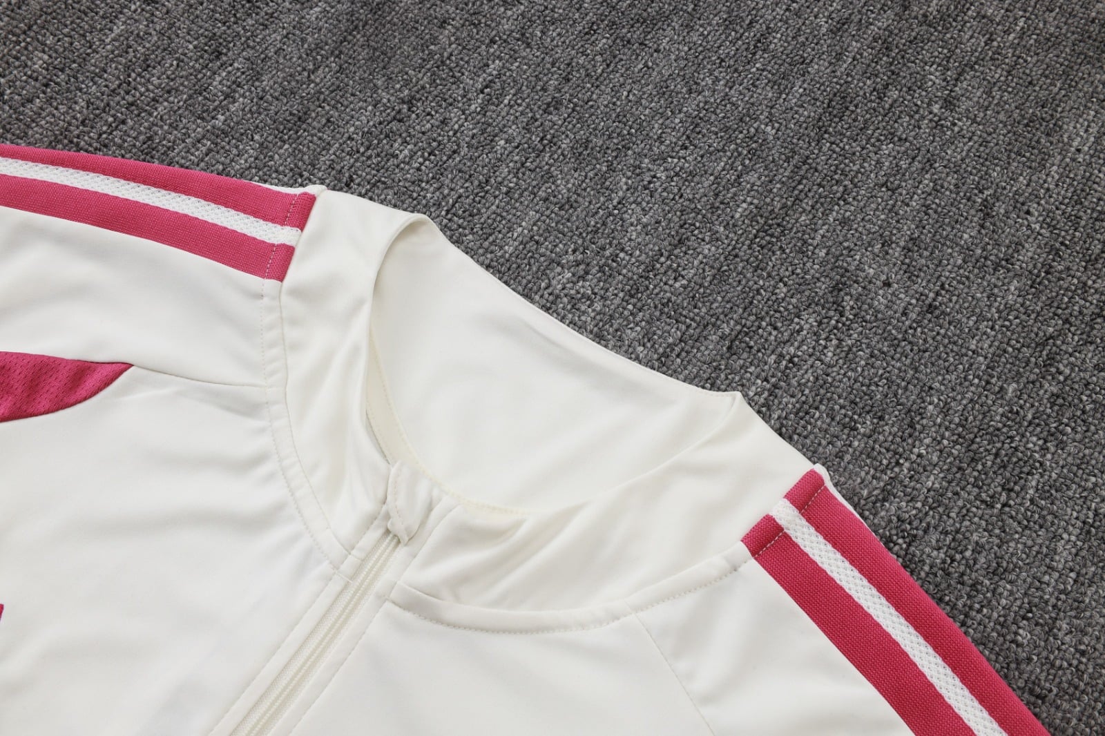 Real Madrid 2026/27 Half-Zip TrackSuit