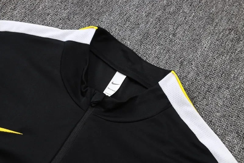 Tracksuit 26/27