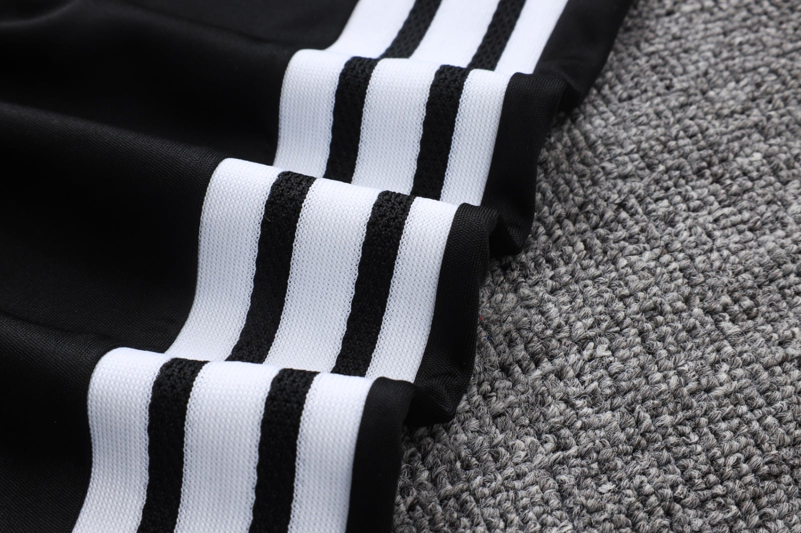 Tracksuit 26/27