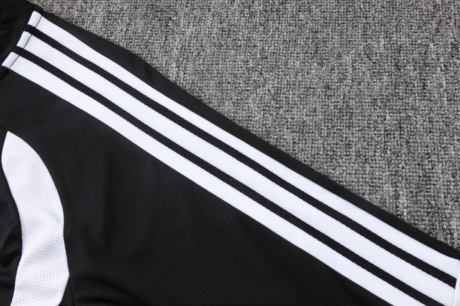 Tracksuit 26/27
