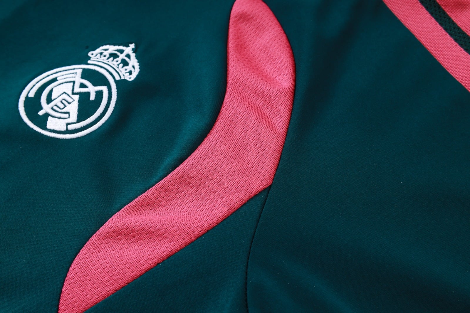 Real Madrid 2026/27 Half-Zip Tracksuit