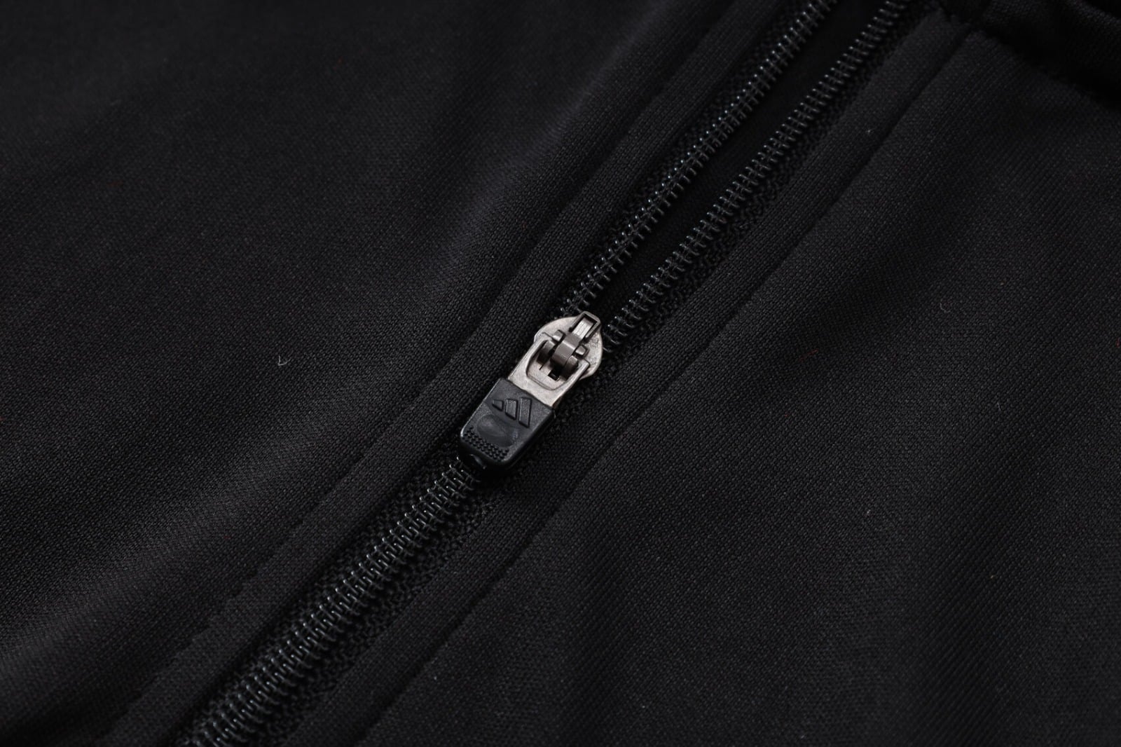 Manchester United 2026/27 Half-Zip TrackSuit