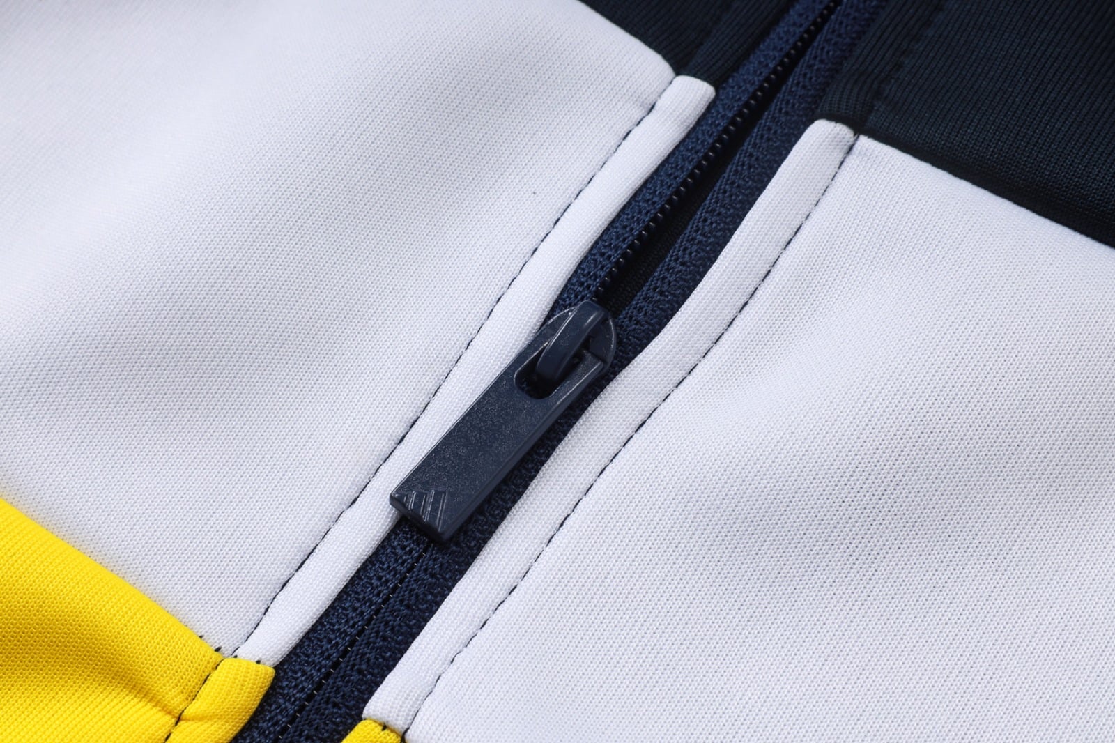 Real Madrid 2026/27 Full-Zip Tracksuit