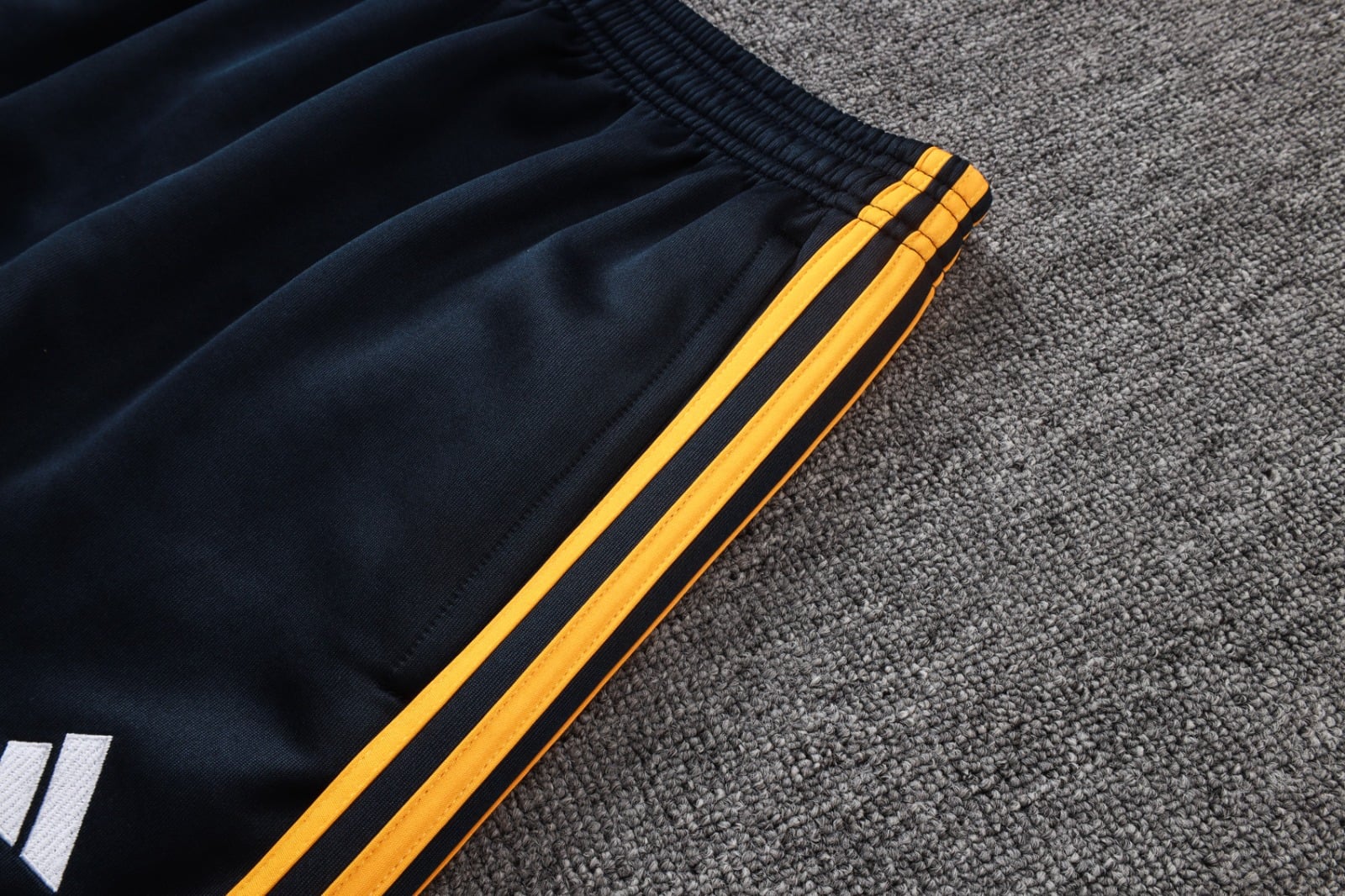 Real Madrid 2026/27 Full-Zip Tracksuit
