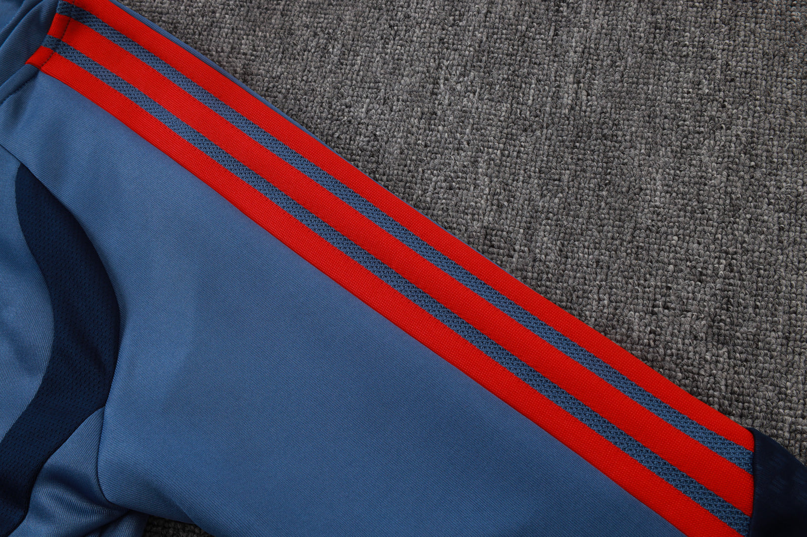 Tracksuit 26/27