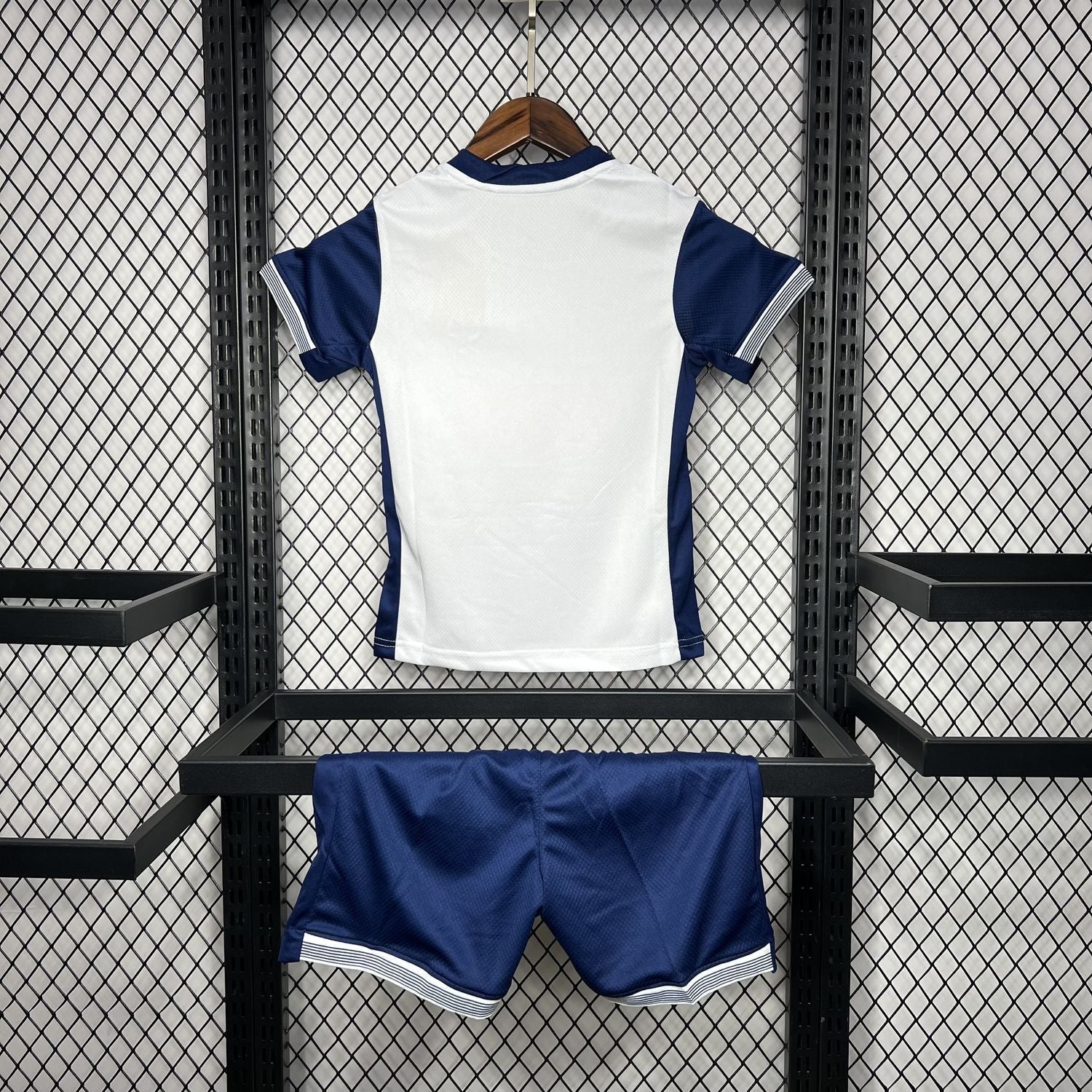 Home 24/25 Kids Kit