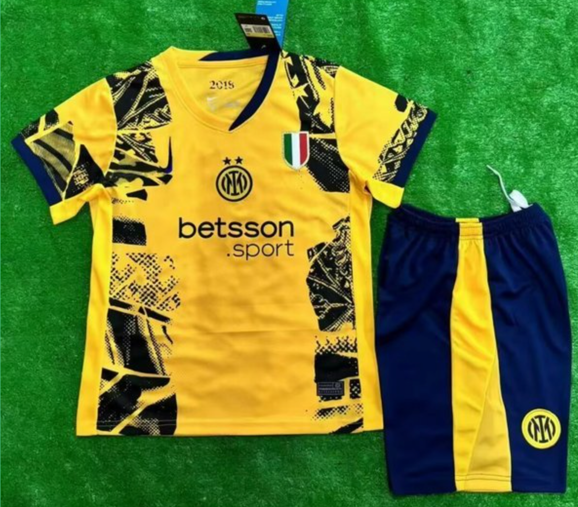 Third 24/25 Kids Kit