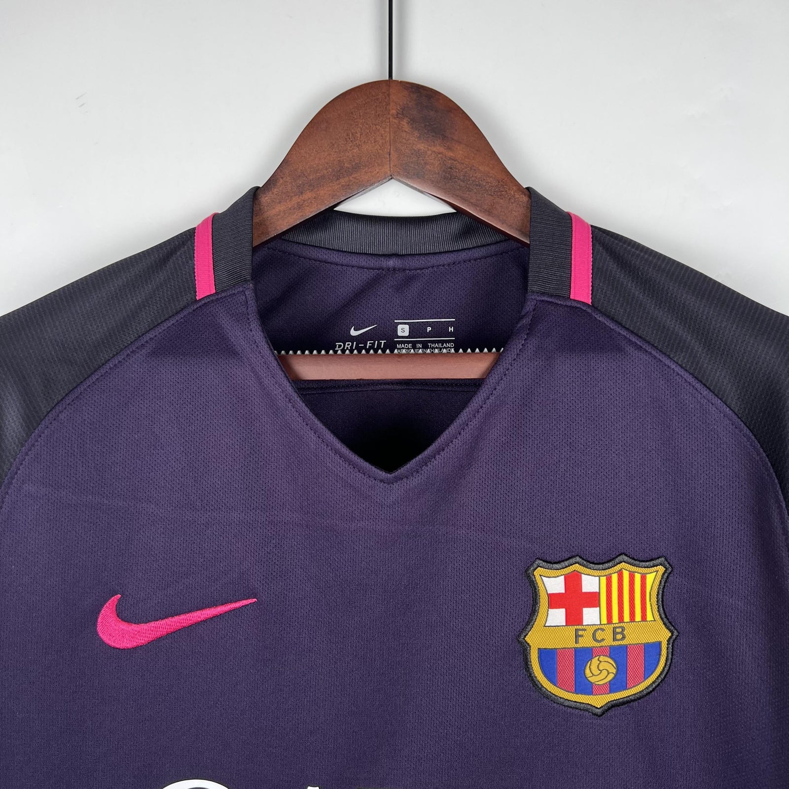 Retro Away 16/17 Men's Jersey