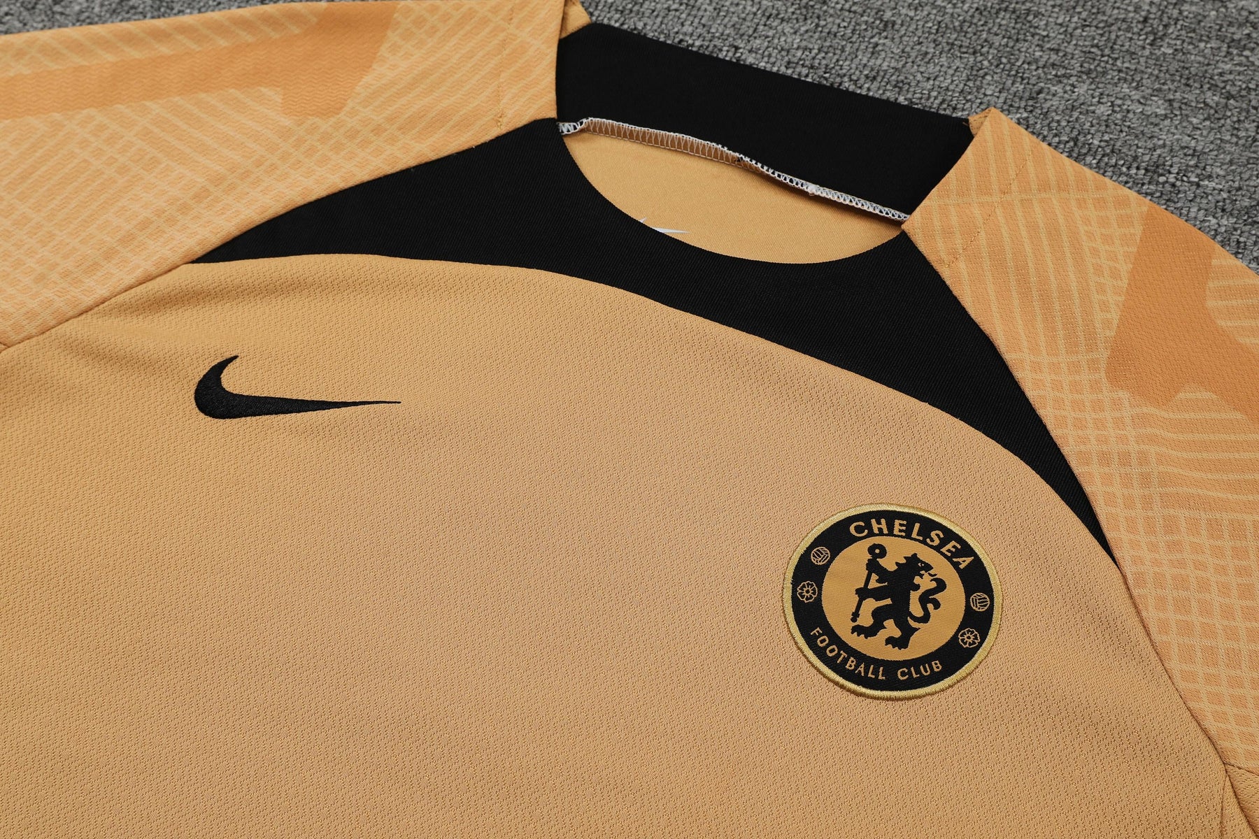 Chelsea Kit Training Jersey V