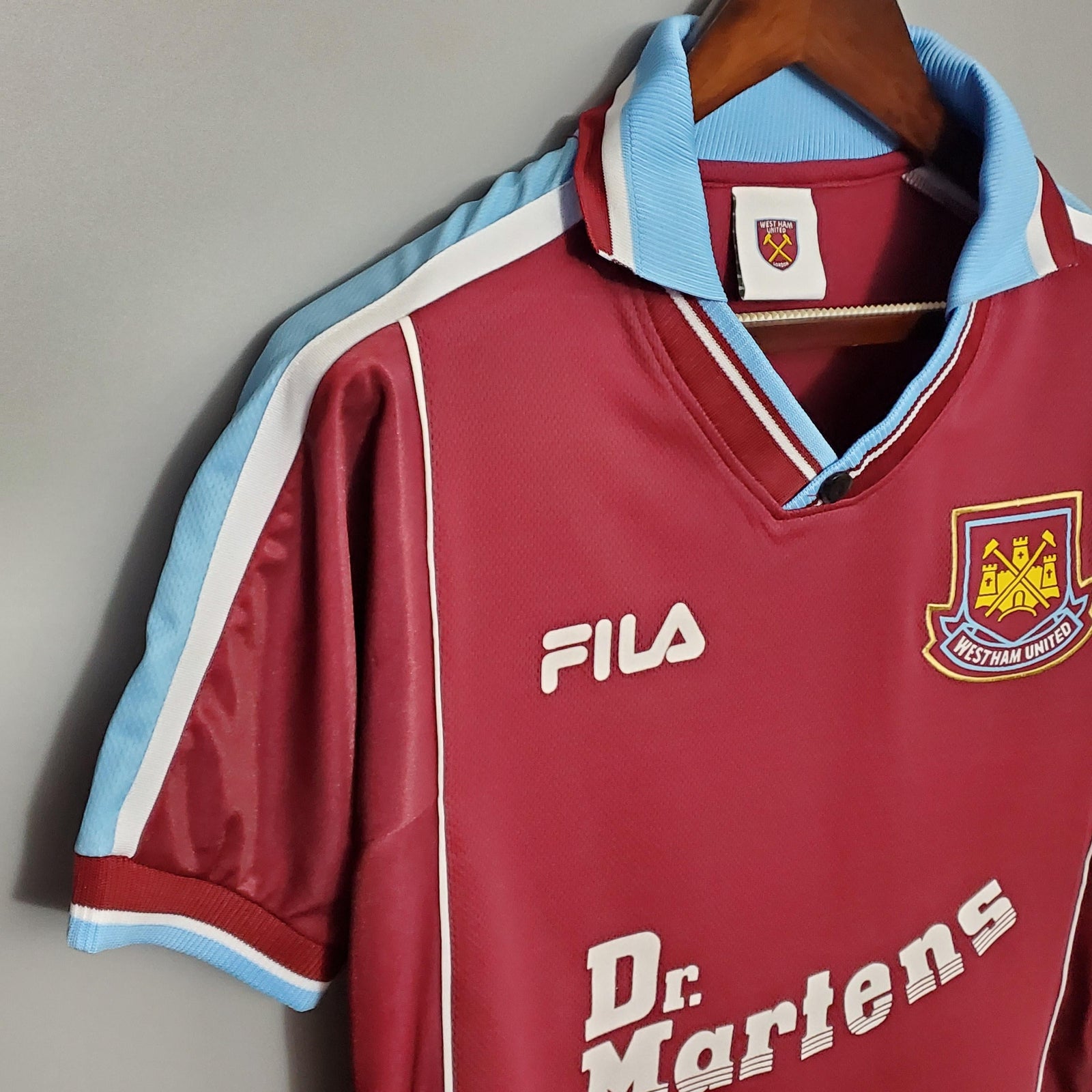 Retro Home 99/01 Men's Jersey