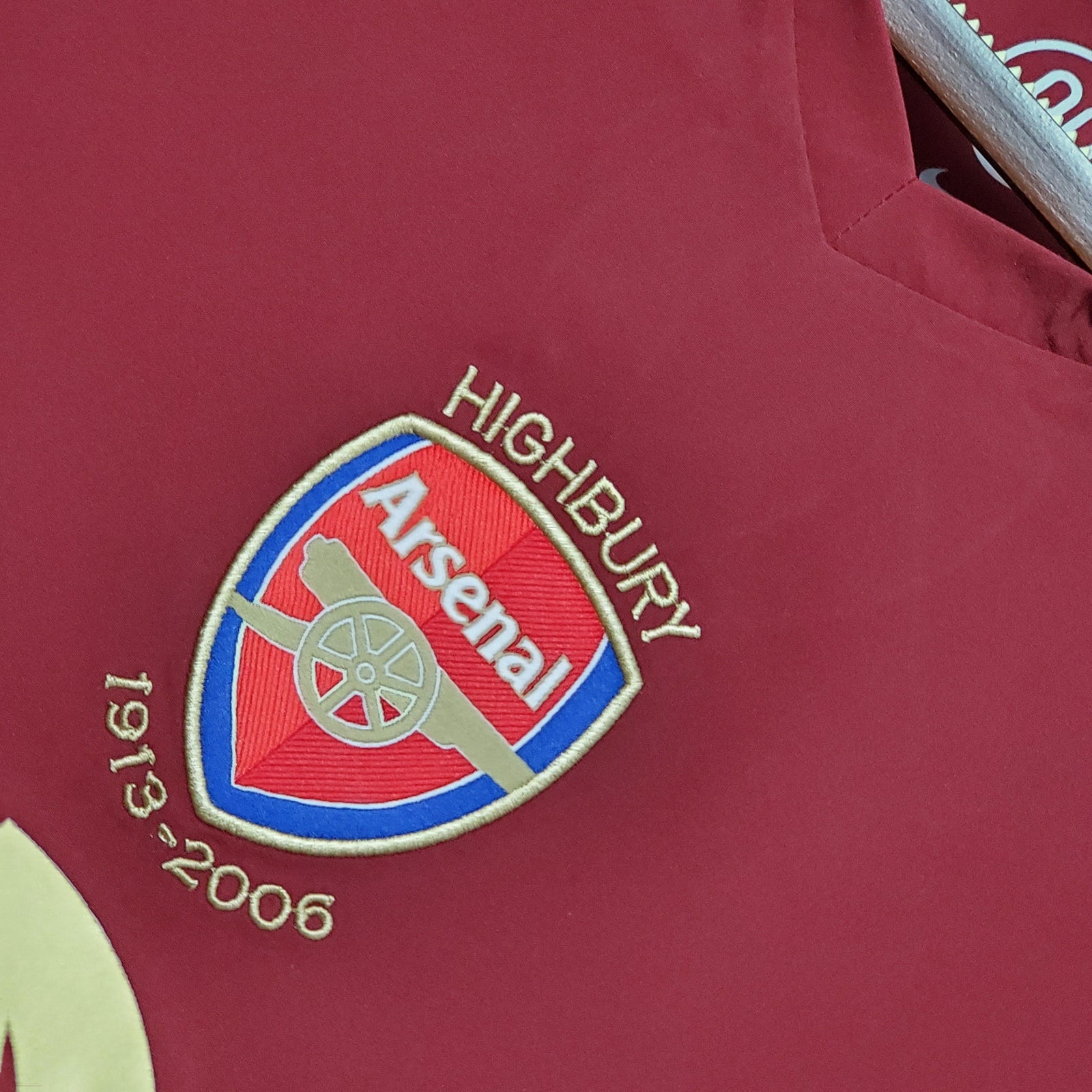 Arsenal Retro Jersey home 05/06