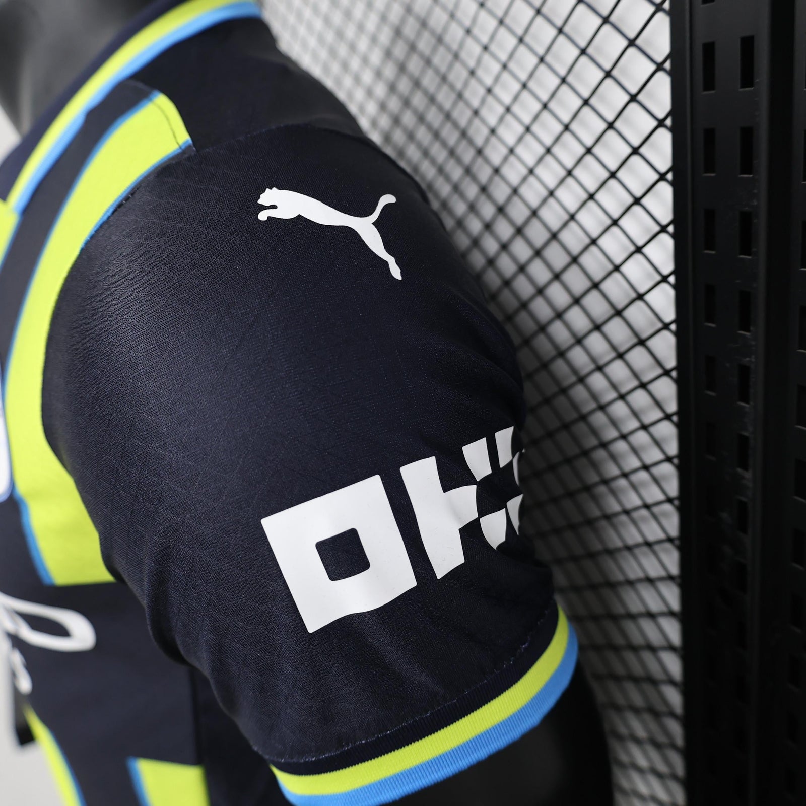 Away 24/25 Men's Player Jersey
