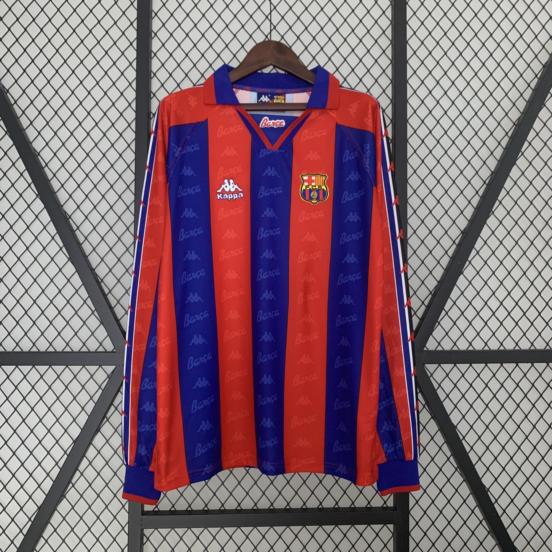 Barcelona Retro Home Jersey 1996/1997 - Long Sleeve