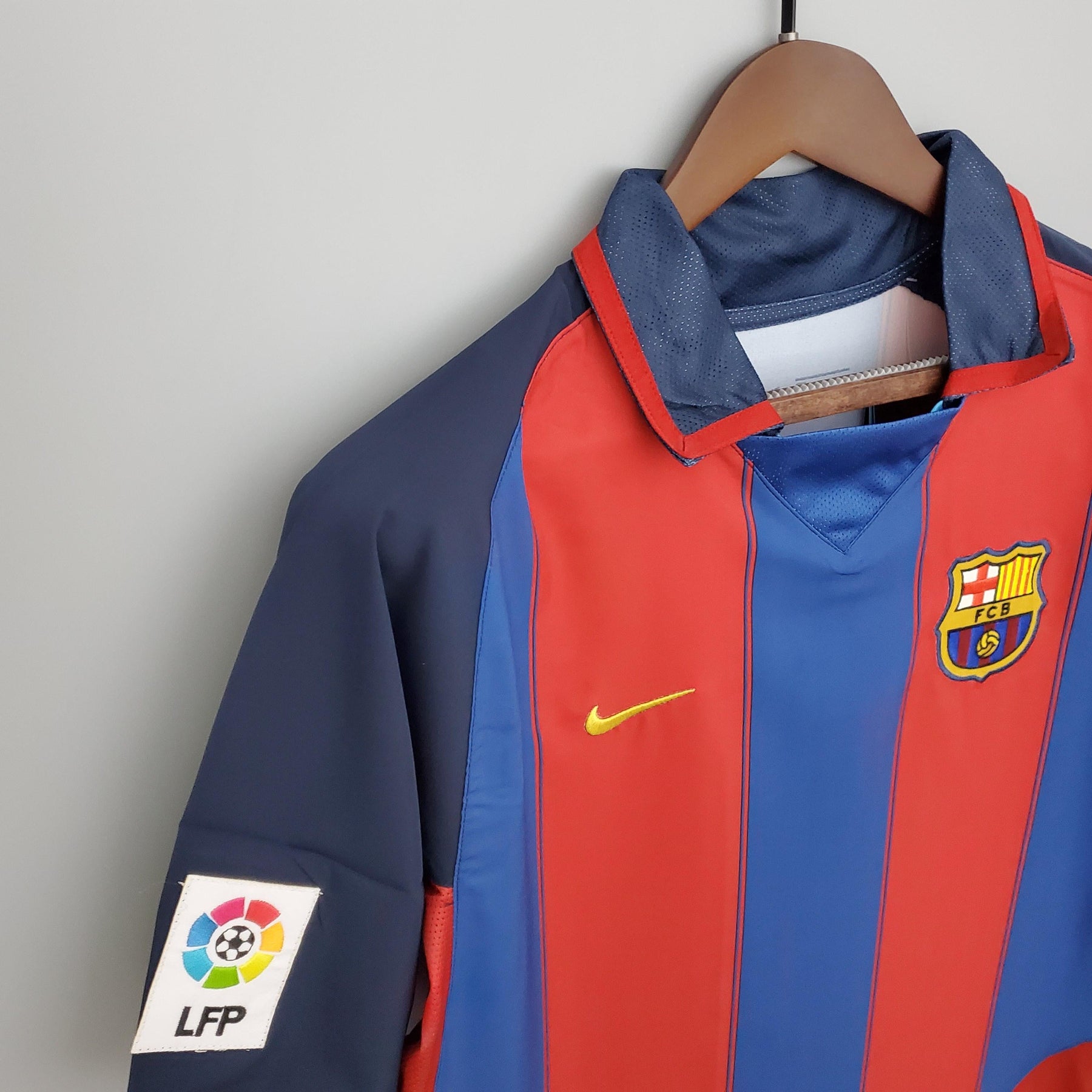 Barcelona Retro Home Jersey 2003/2004