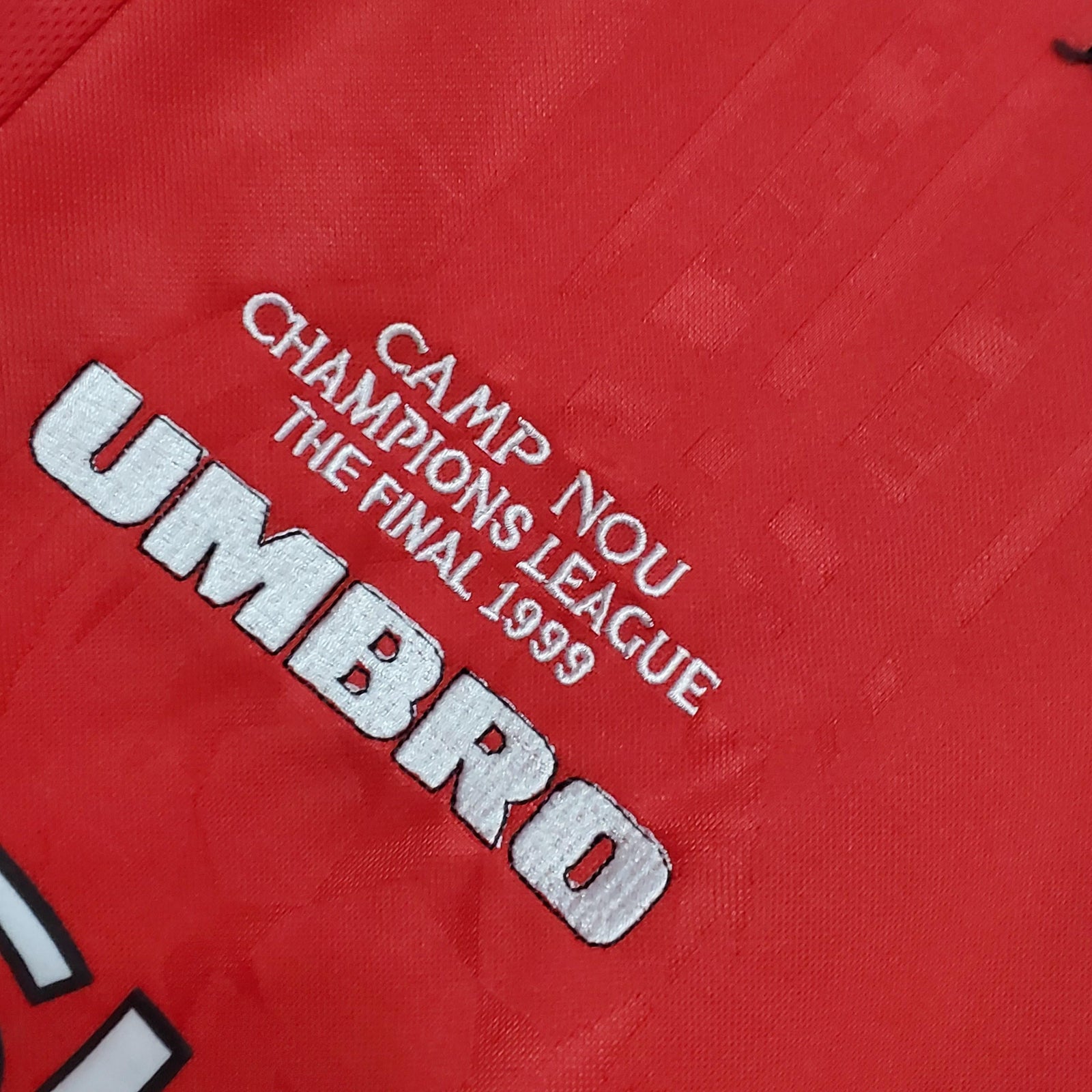 Retro Home 99/00 Men's Jersey