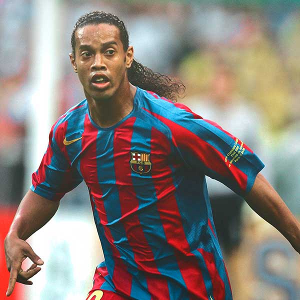 RONALDINHO #10  Barcelona Retro Jersey Home 2006/2007