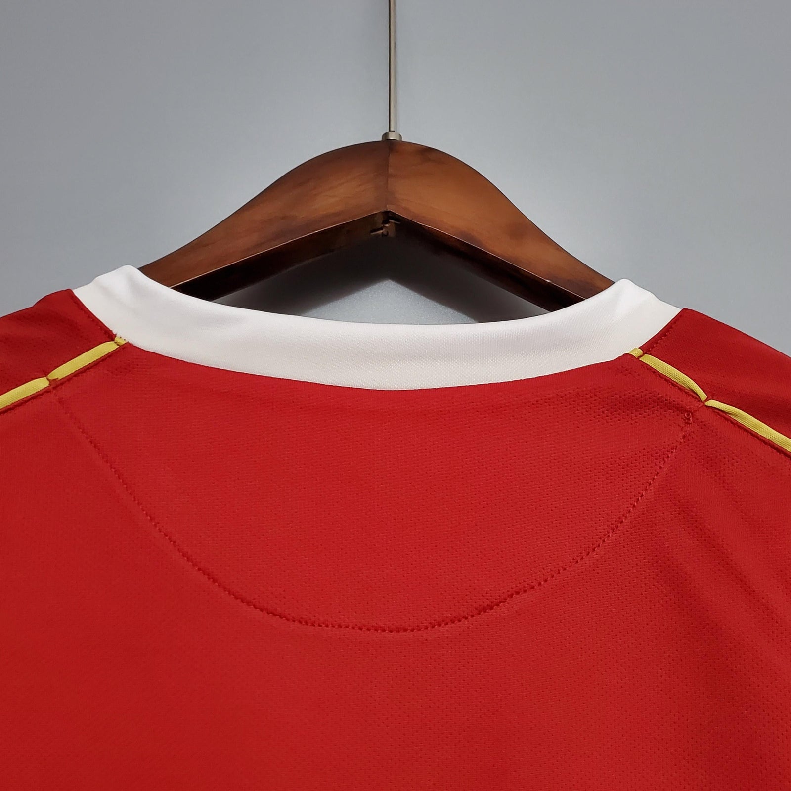 Retro Home 06/07 Men's Jersey