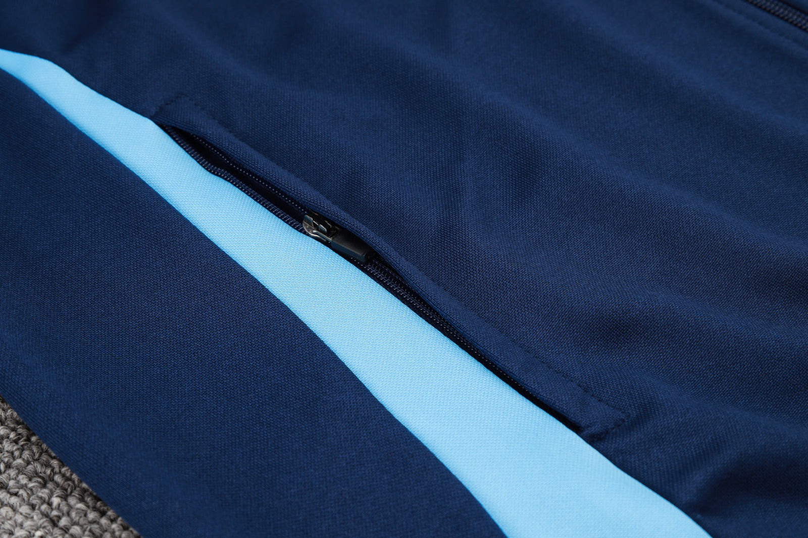 Tracksuit 24/25
