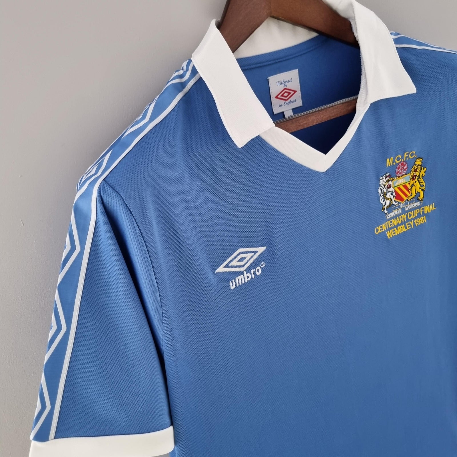 Retro Home 81/82 Men's Jersey
