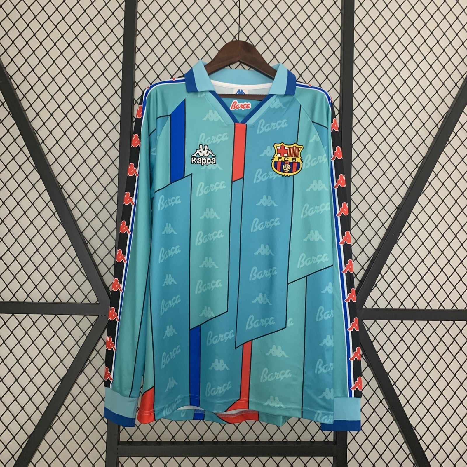 Barcelona Retro Away Jersey 96/97 - Long Sleeve