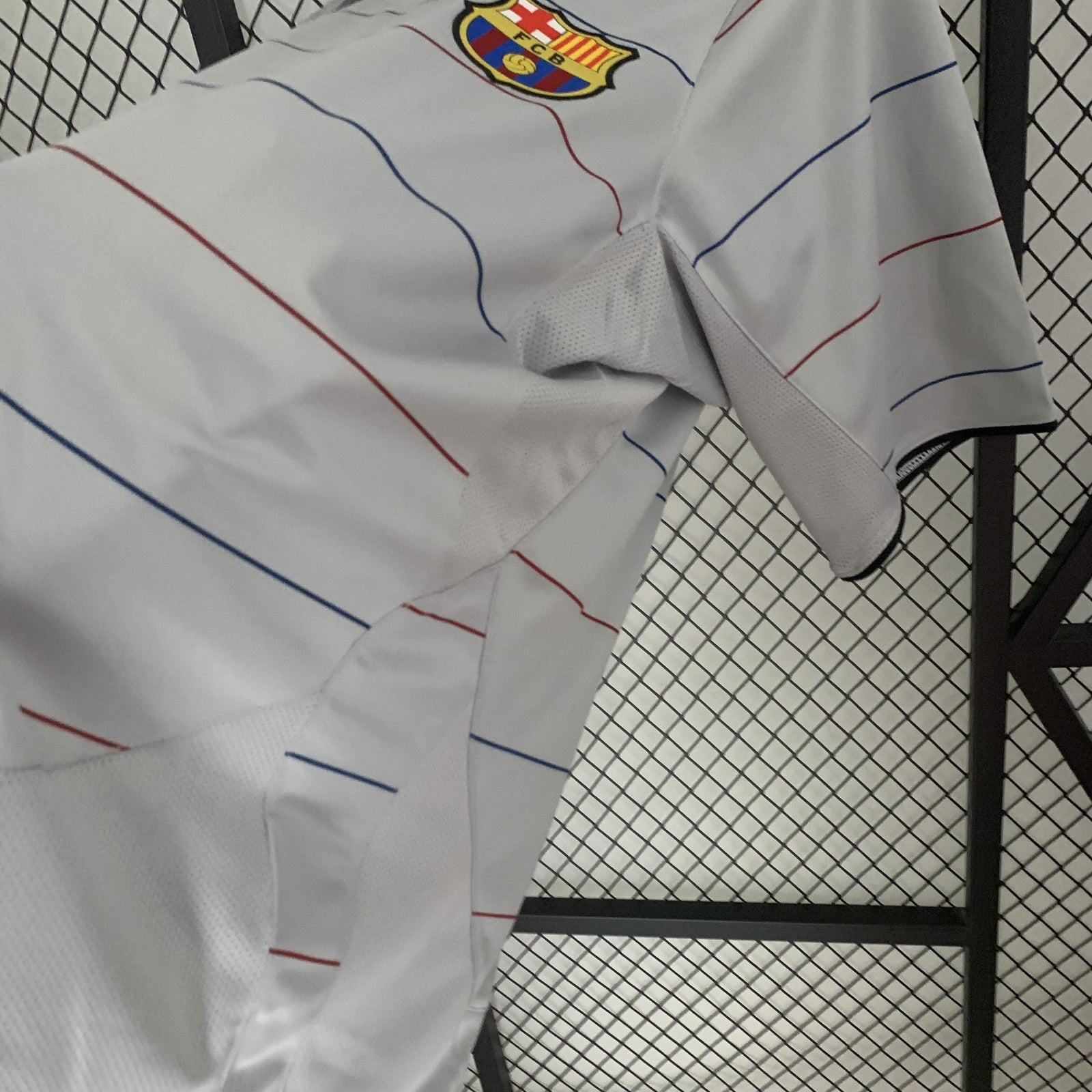 Barcelona Retro Away Jersey 03/04