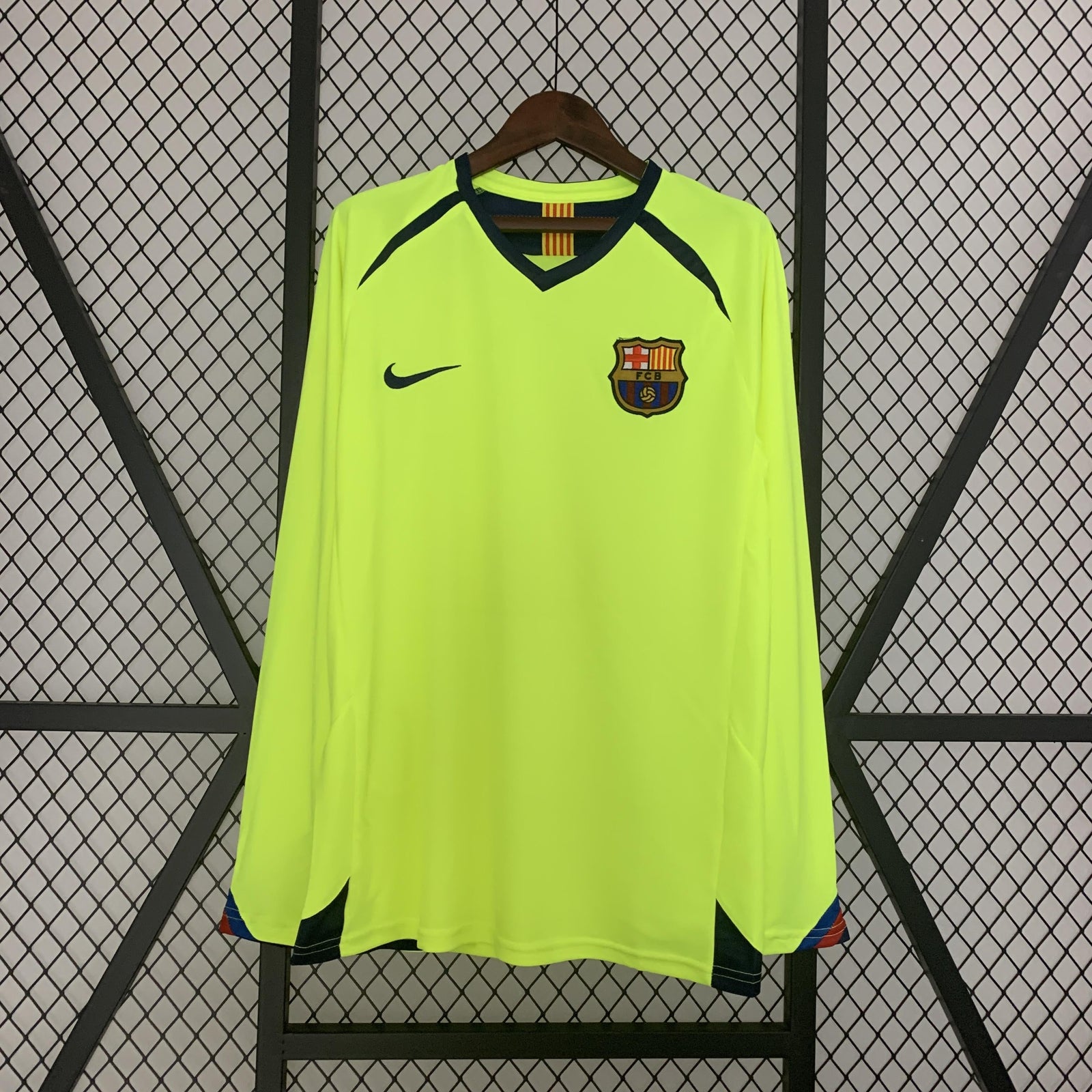 Retro Away 05/06 Men's Long Sleeve Jersey