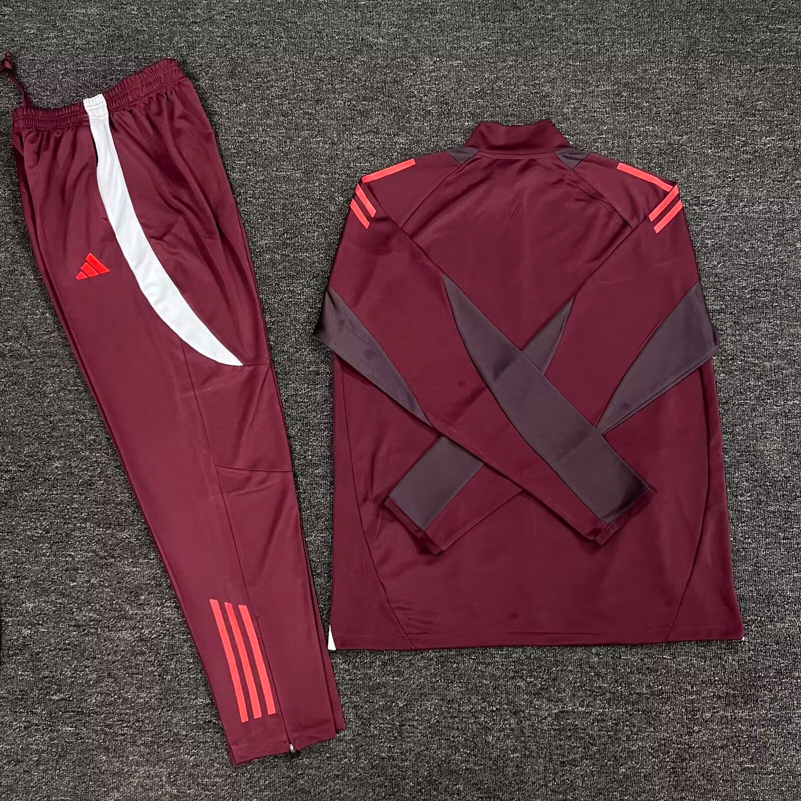 Bayern Munich 24/25 Full-Zip TrackSuit II