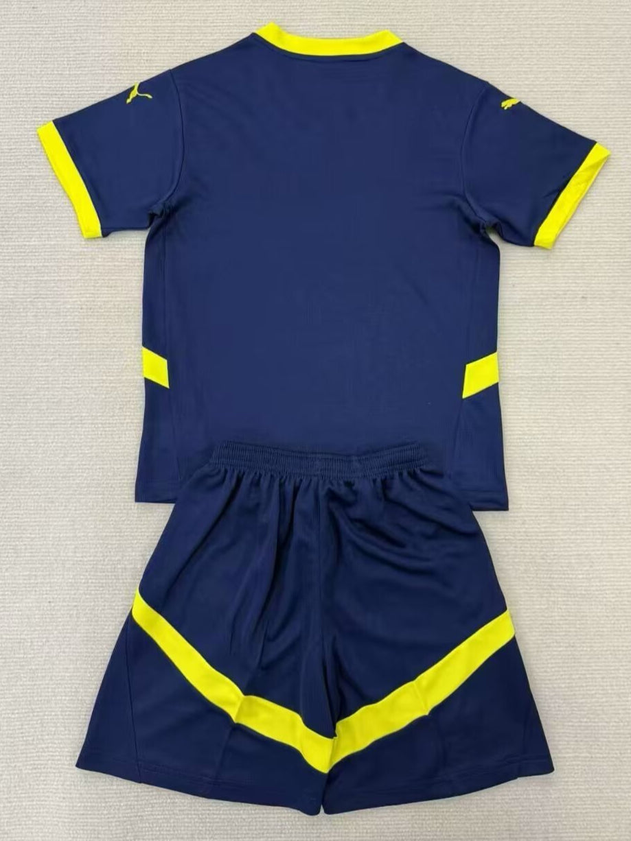 Fourth 24/25 Kids Kit
